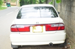 Mazda Familia 1998