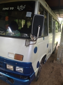 Isuzu Bus 1980