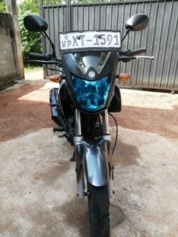  Yamaha SZ X 2012