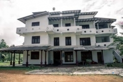 Guest House for Sale in Boossa(Galle)